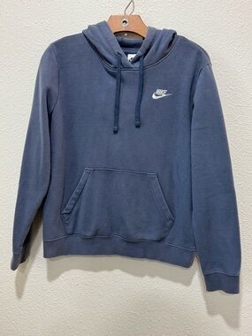 Nike Men's Slate Blue Short Court Pullover Hoodie with White Logo
